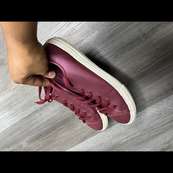 Metallic Converse Size 6Y - Picture 5 of 5